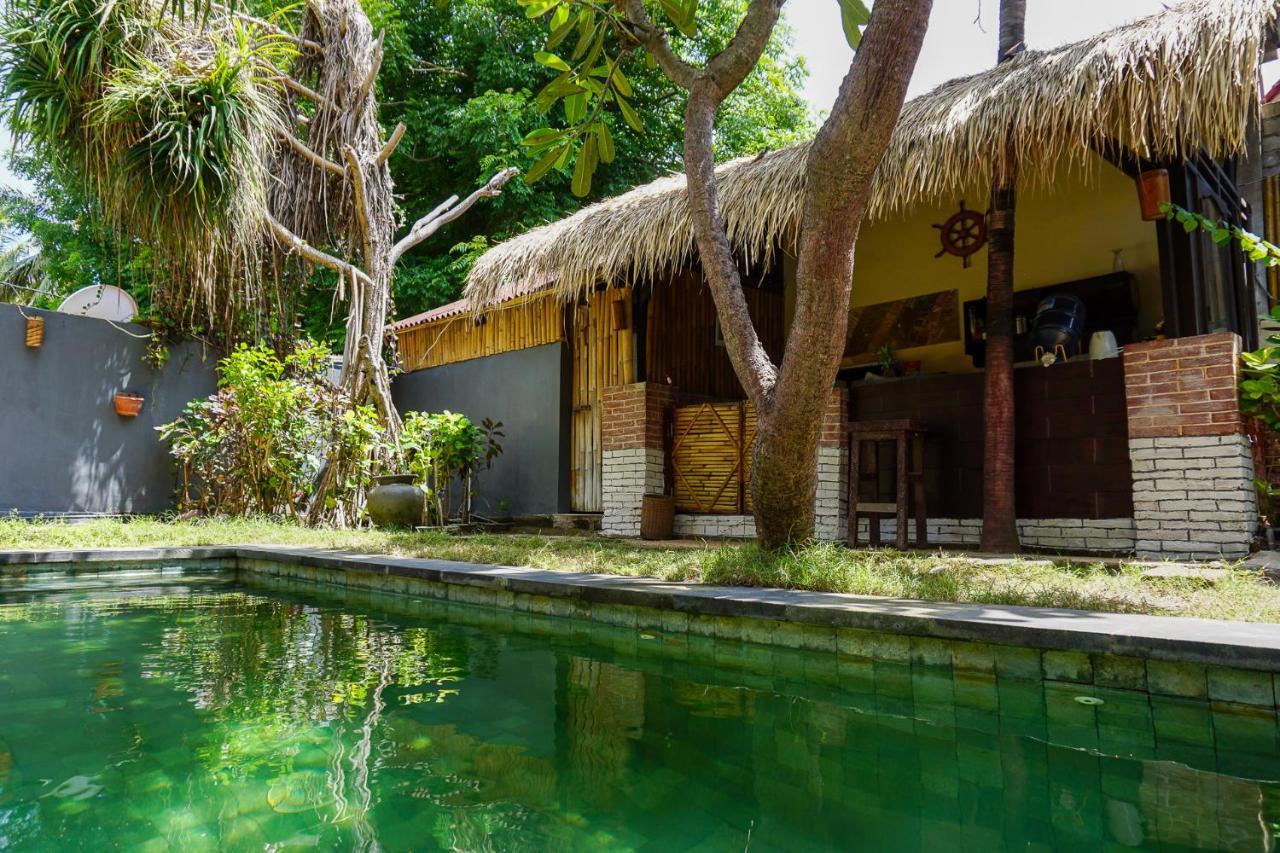 Hotel Puri Hondje Gili Trawangan Esterno foto